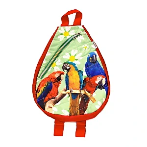 Malý batoh,popruhy přes obě ramena. Výška 34cm x 26 cm