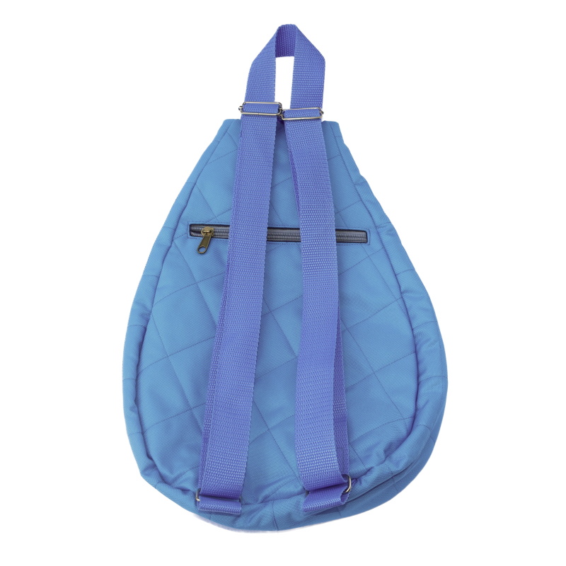 Malý batoh,popruhy přes obě ramena. Výška 34cm x 26 cm